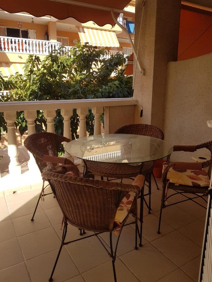 Beachfront Apartment With A Private Garden On The Ground Floor Moncofar Ngoại thất bức ảnh